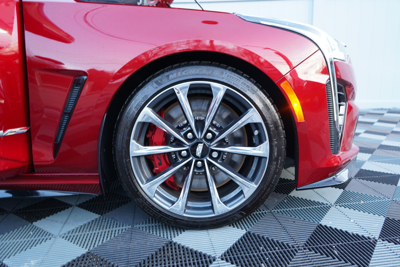 Cadillac CT4-V 4dr Sdn Blackwing 2023