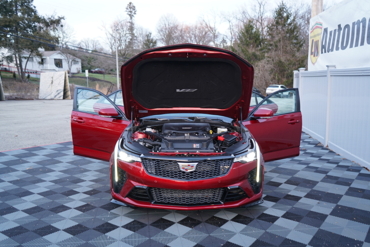 Cadillac CT4-V 4dr Sdn Blackwing 2023