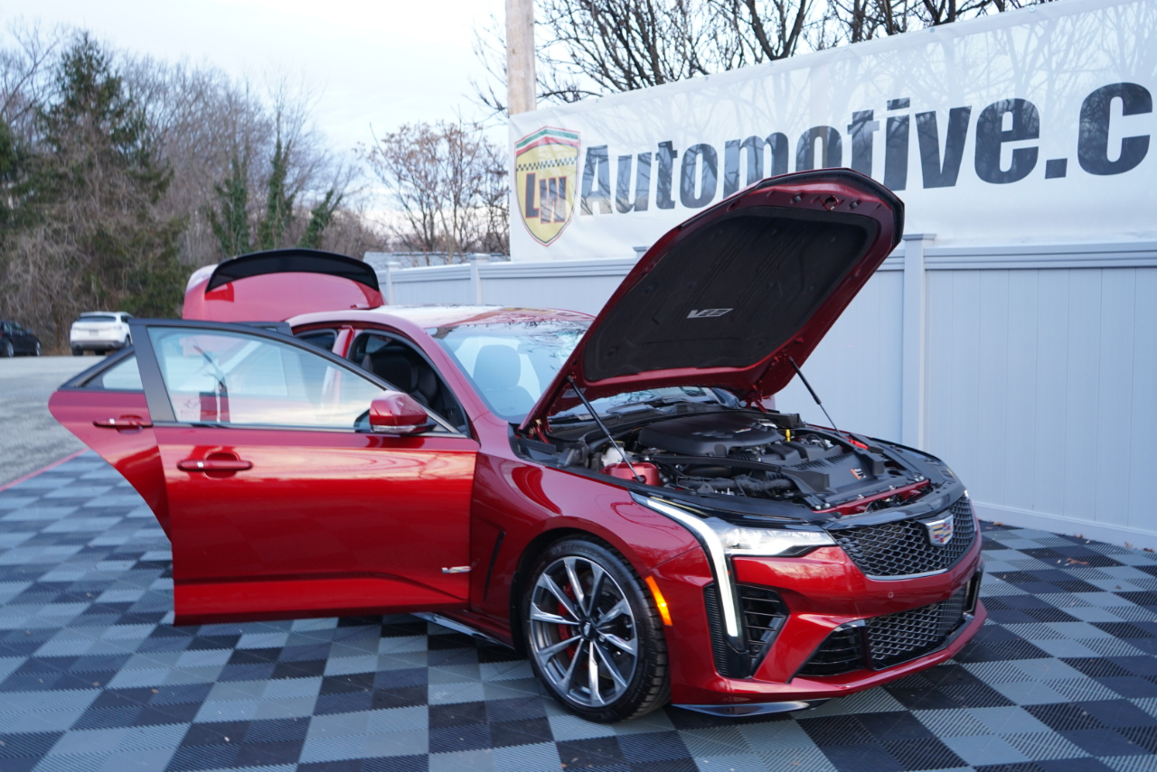 Cadillac CT4-V 4dr Sdn Blackwing 2023