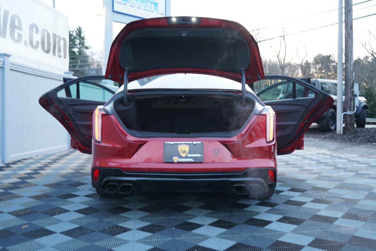 Cadillac CT4-V 4dr Sdn Blackwing 2023