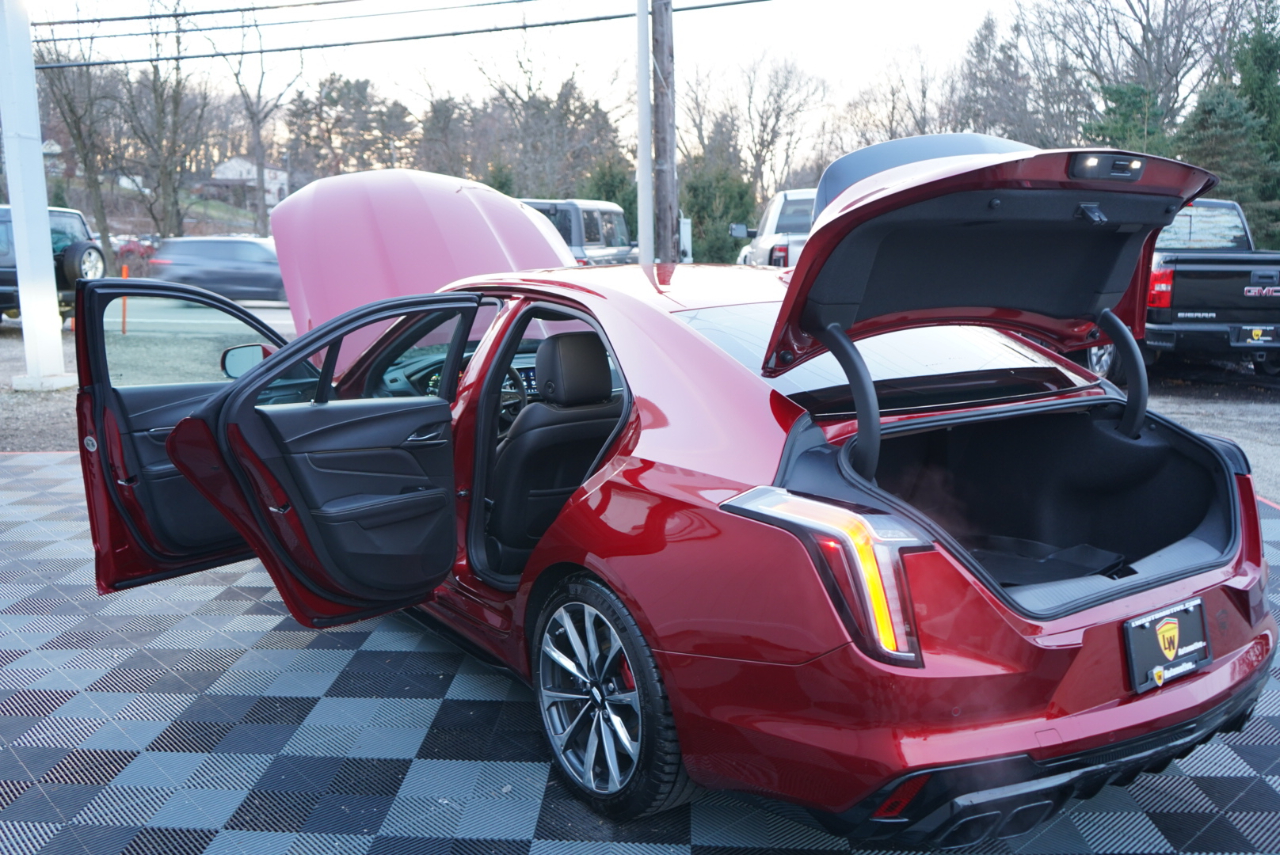 Cadillac CT4-V 4dr Sdn Blackwing 2023