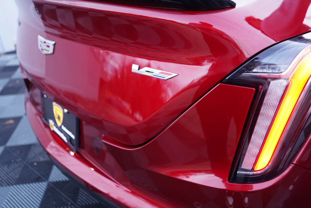 Cadillac CT4-V 4dr Sdn Blackwing 2023