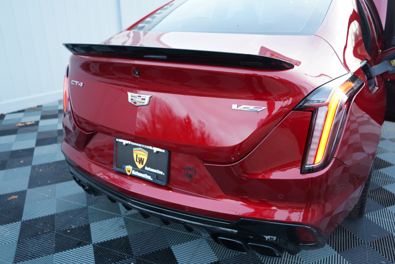 Cadillac CT4-V 4dr Sdn Blackwing 2023