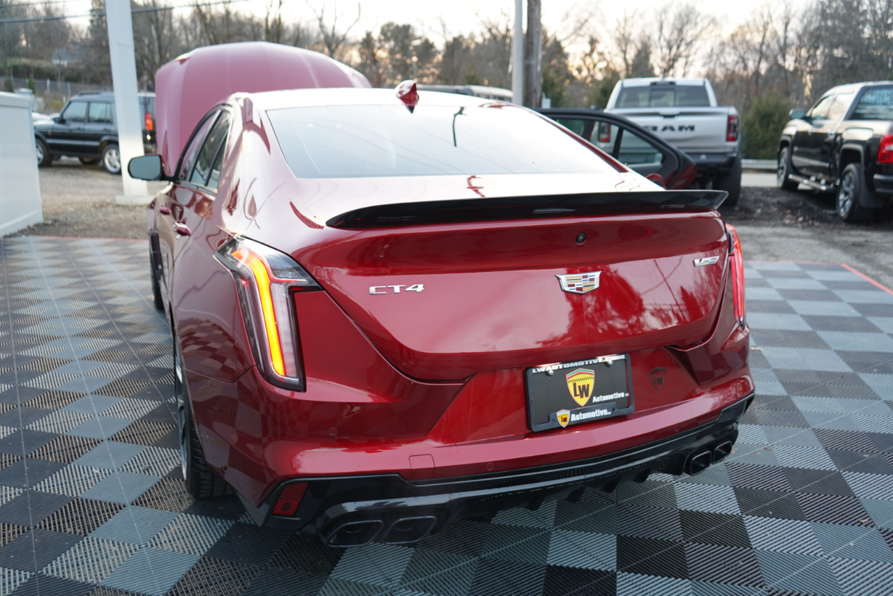 Cadillac CT4-V 4dr Sdn Blackwing 2023
