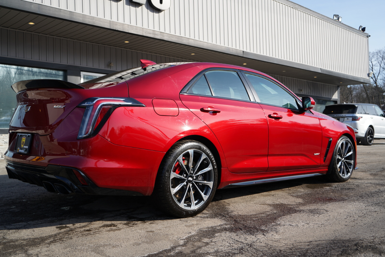 Cadillac CT4-V 4dr Sdn Blackwing 2023