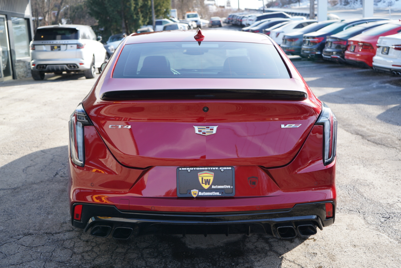 Cadillac CT4-V 4dr Sdn Blackwing 2023