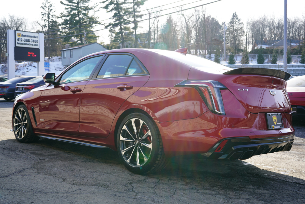 Cadillac CT4-V 4dr Sdn Blackwing 2023