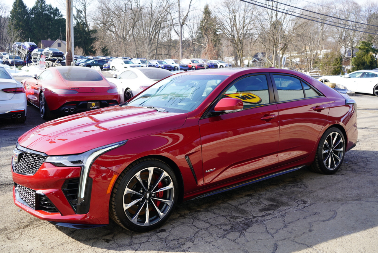 Cadillac CT4-V 4dr Sdn Blackwing 2023