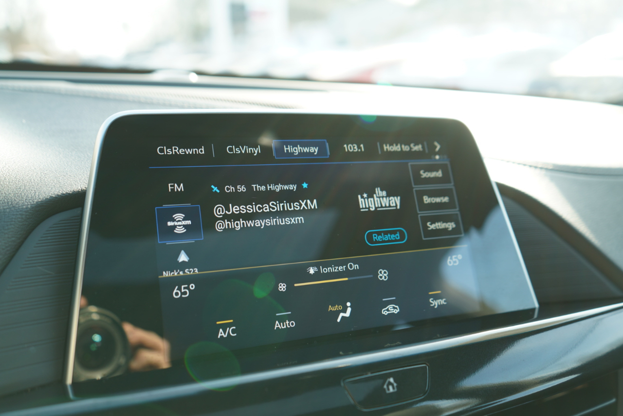 Cadillac CT4-V 4dr Sdn Blackwing 2023