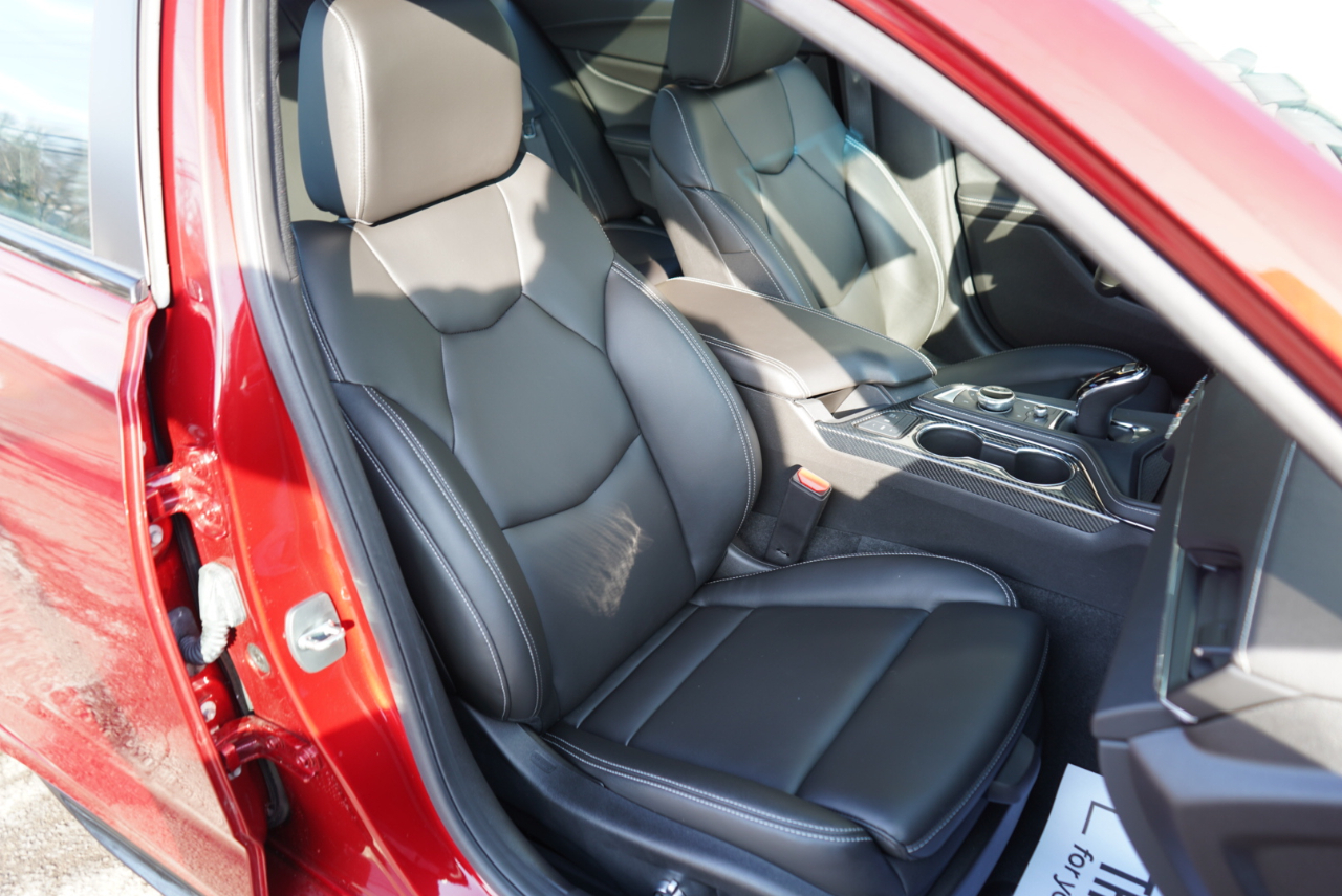 Cadillac CT4-V 4dr Sdn Blackwing 2023