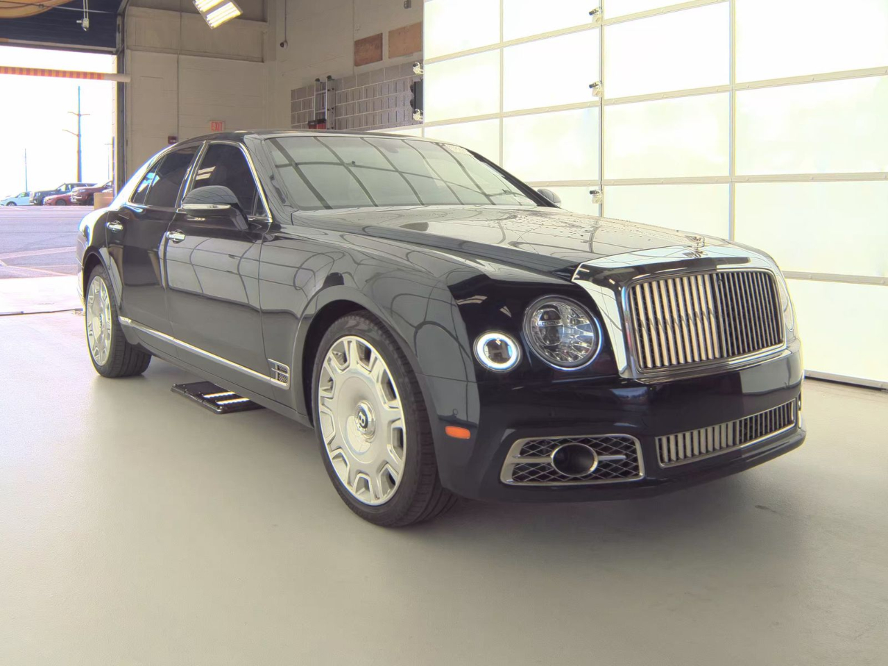 2017 Bentley Mulsanne Sedan