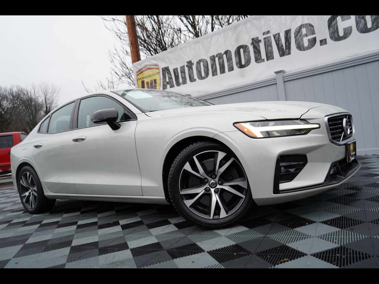 2019 Volvo S60 T6 AWD R-Design