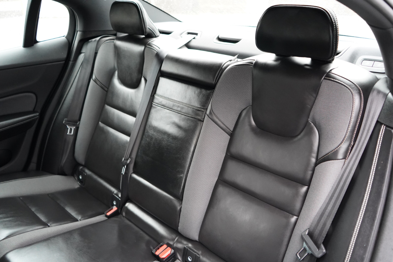 Volvo S60 T6 AWD R-Design 2019