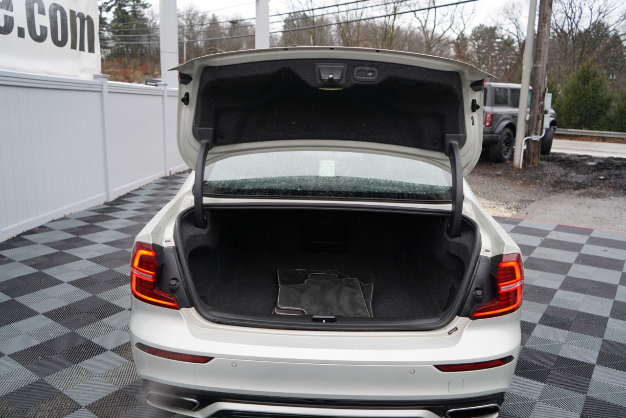 Volvo S60 T6 AWD R-Design 2019