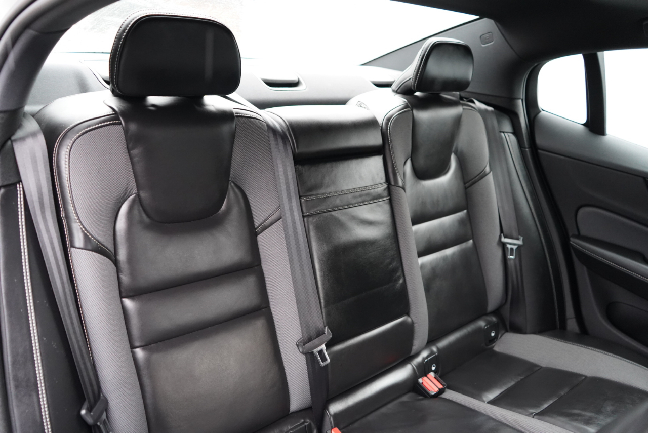 Volvo S60 T6 AWD R-Design 2019