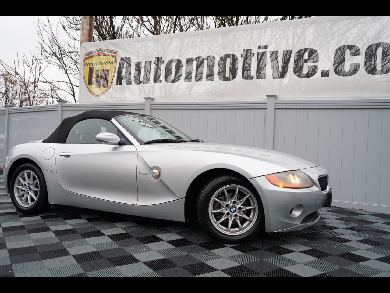 2004 BMW Z4 2.5's photo