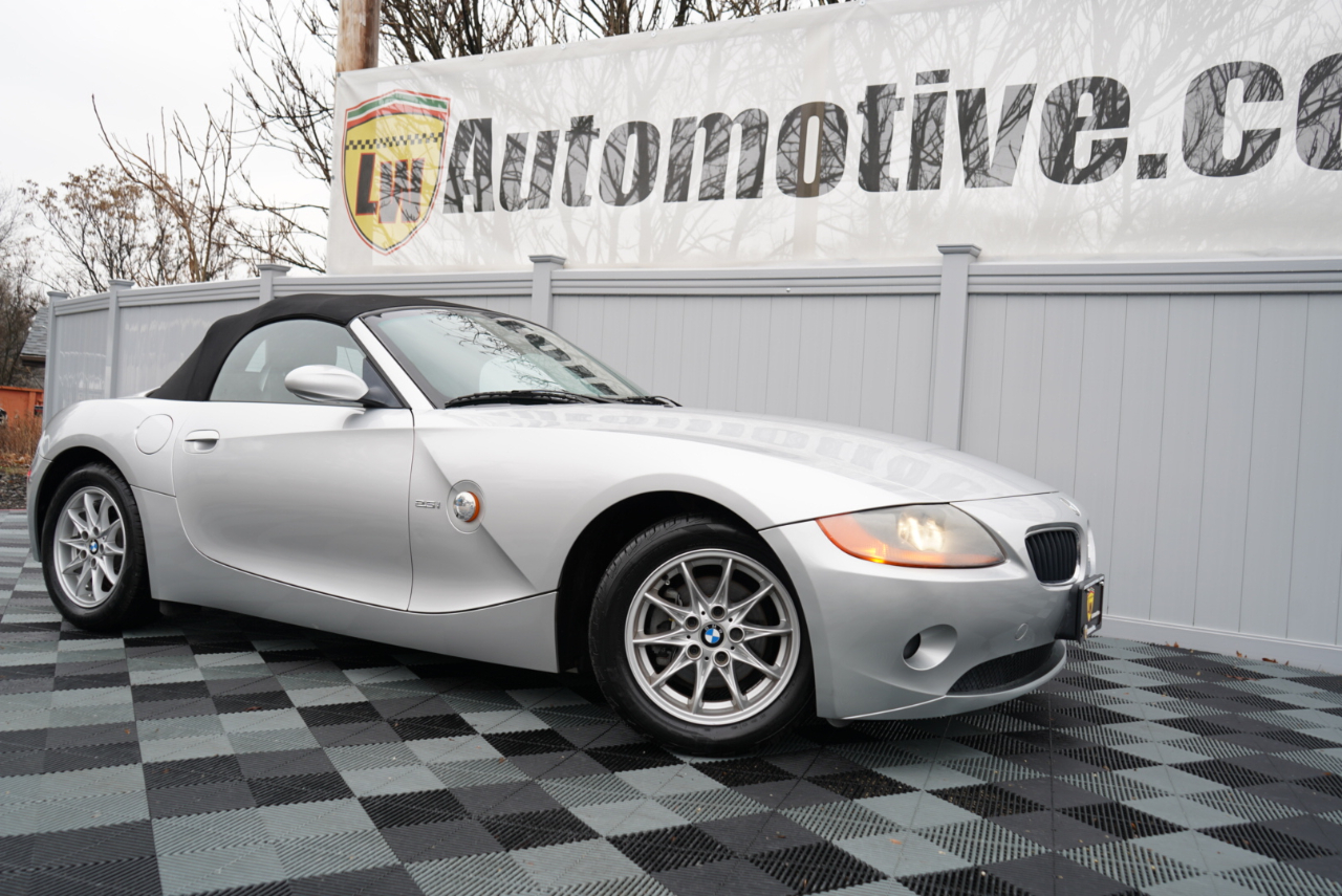 BMW Z4 2dr Roadster 2.5i 2004