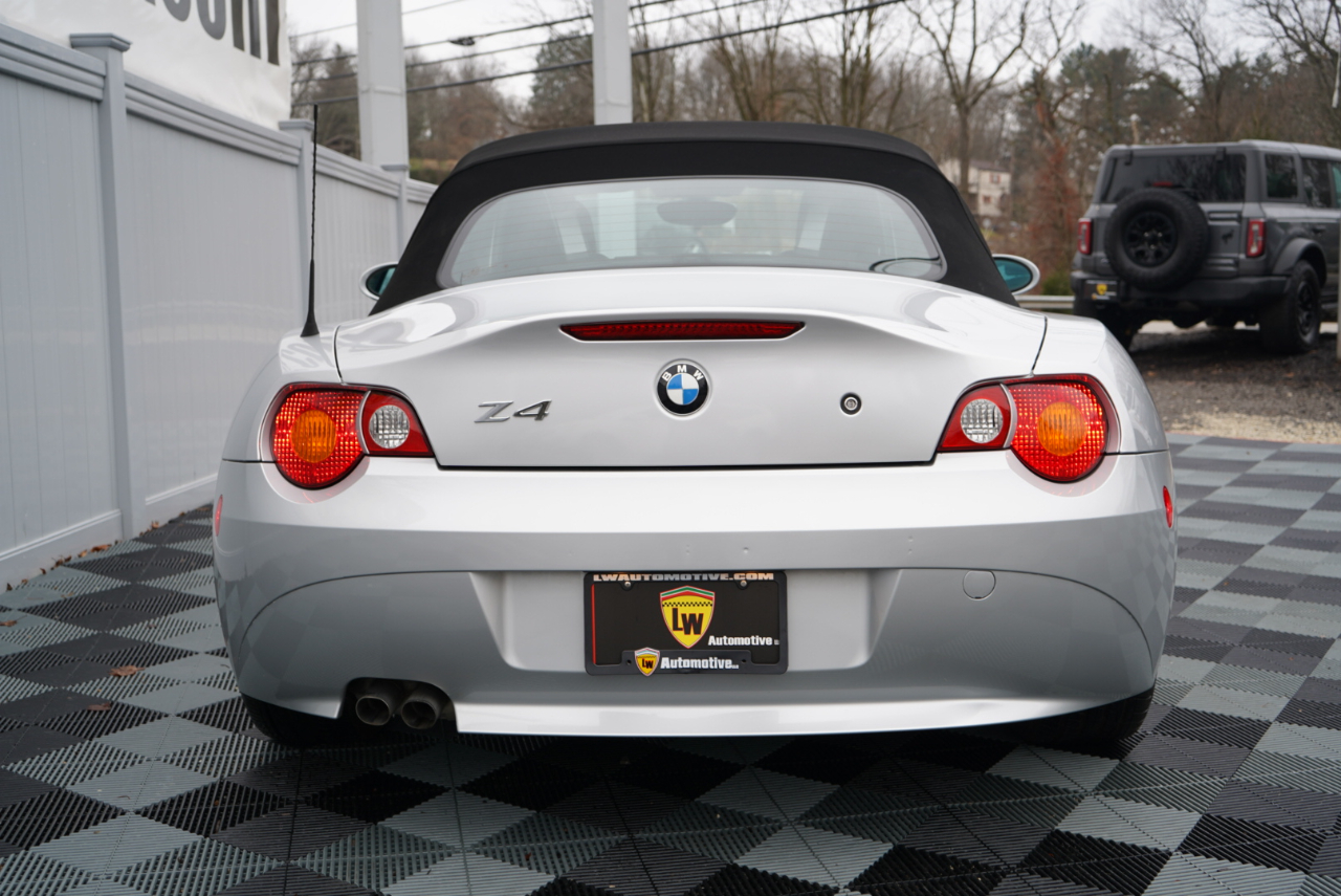 BMW Z4 2dr Roadster 2.5i 2004
