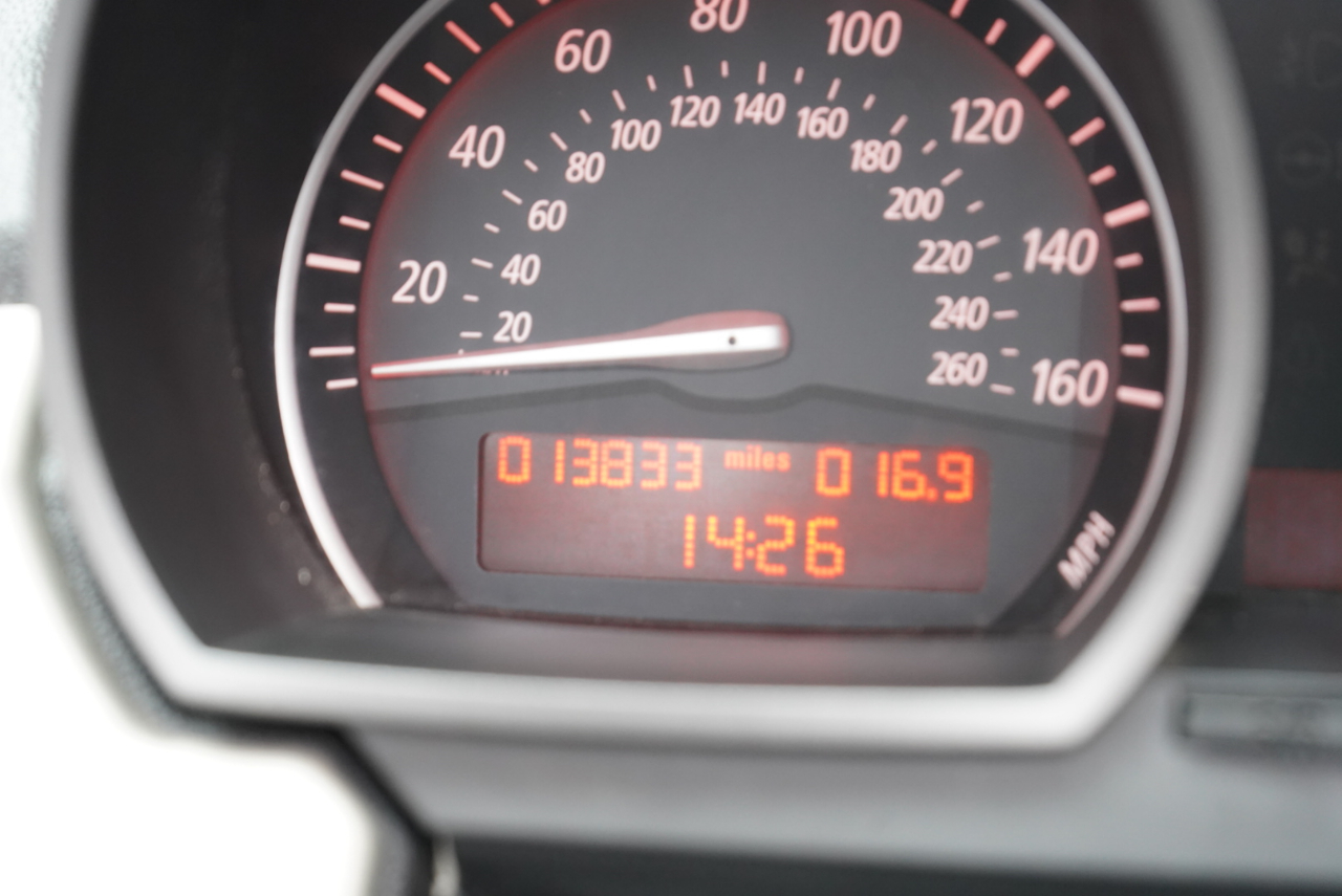 BMW Z4 2dr Roadster 2.5i 2004