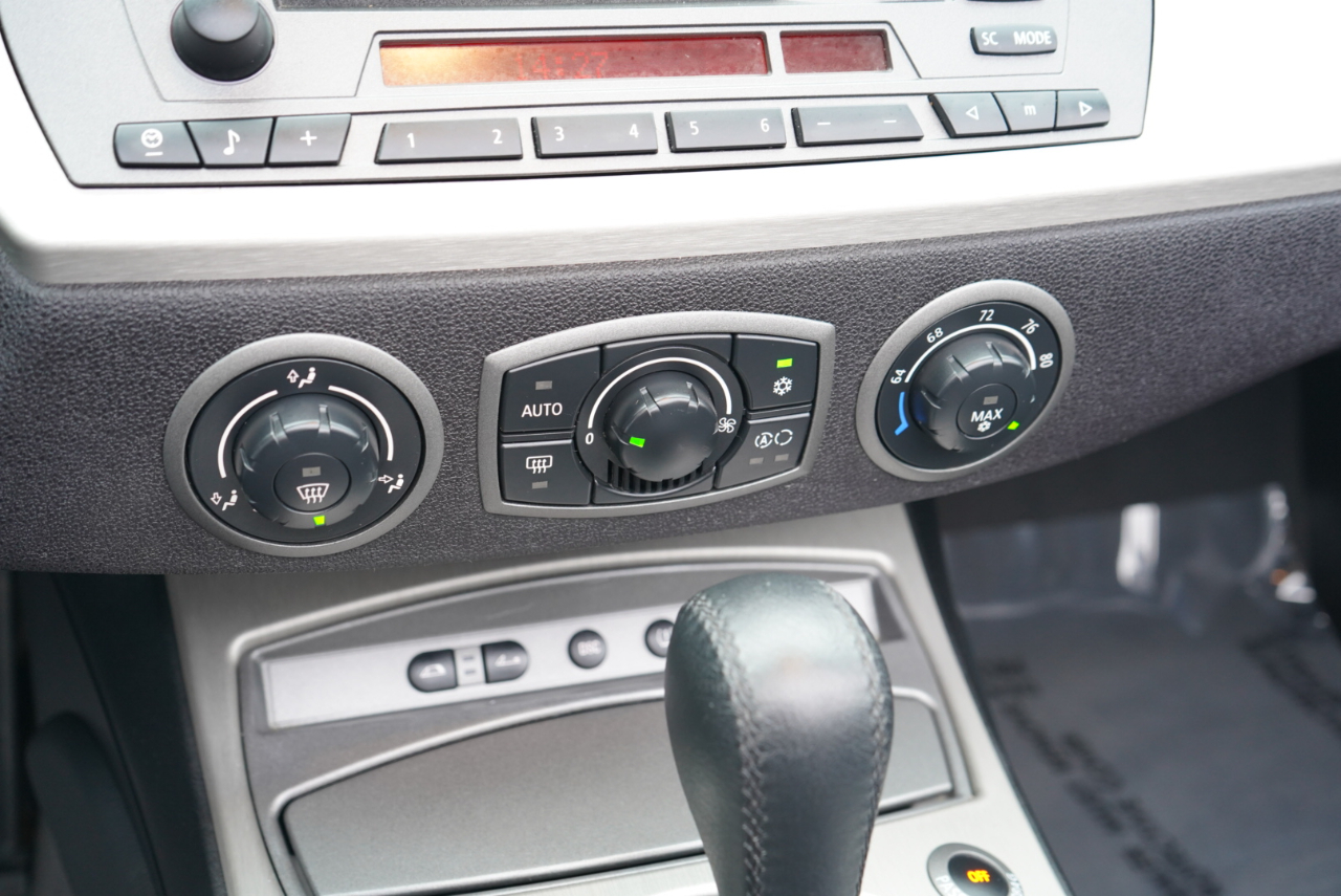 BMW Z4 2dr Roadster 2.5i 2004