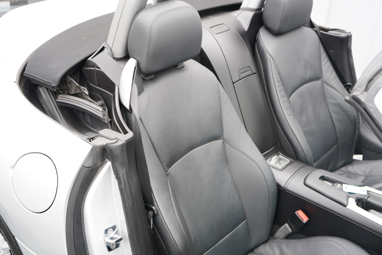 BMW Z4 2dr Roadster 2.5i 2004