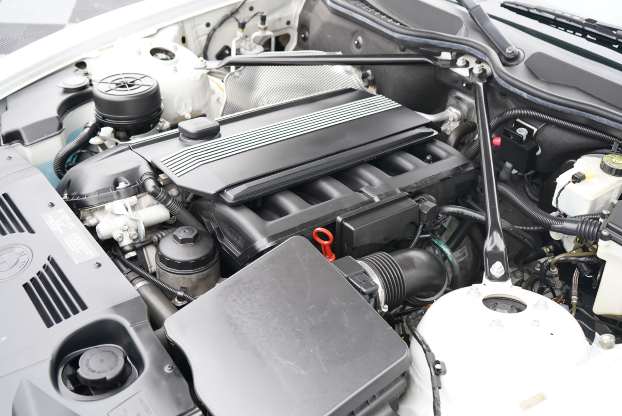 BMW Z4 2dr Roadster 2.5i 2004