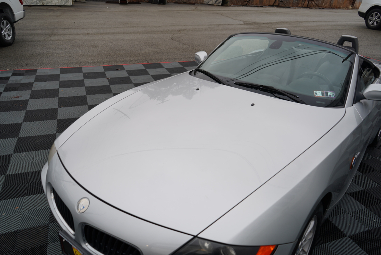BMW Z4 2dr Roadster 2.5i 2004