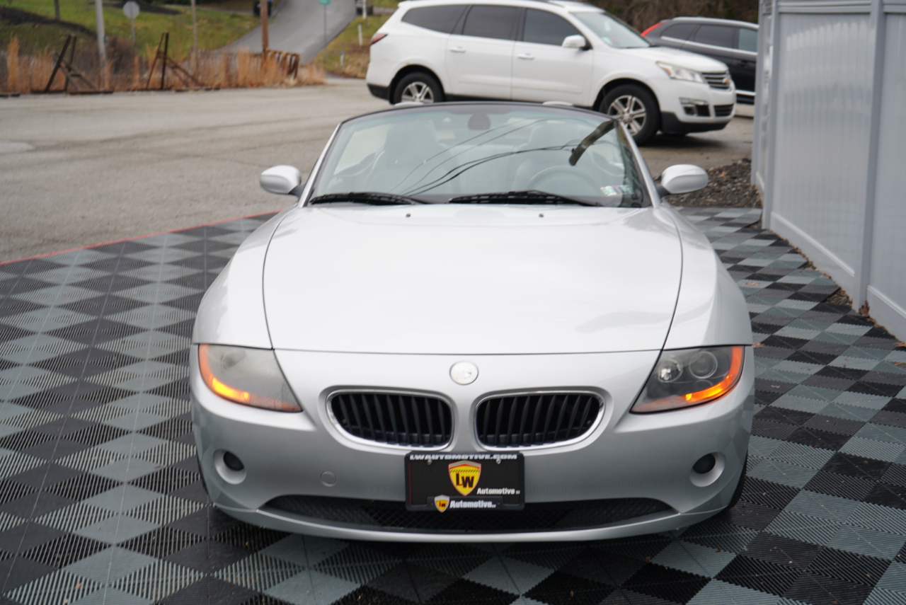 BMW Z4 2dr Roadster 2.5i 2004