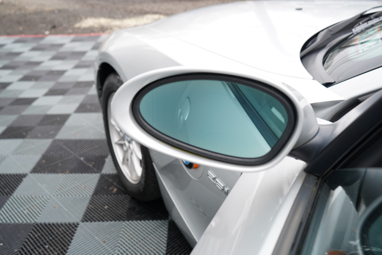 BMW Z4 2dr Roadster 2.5i 2004