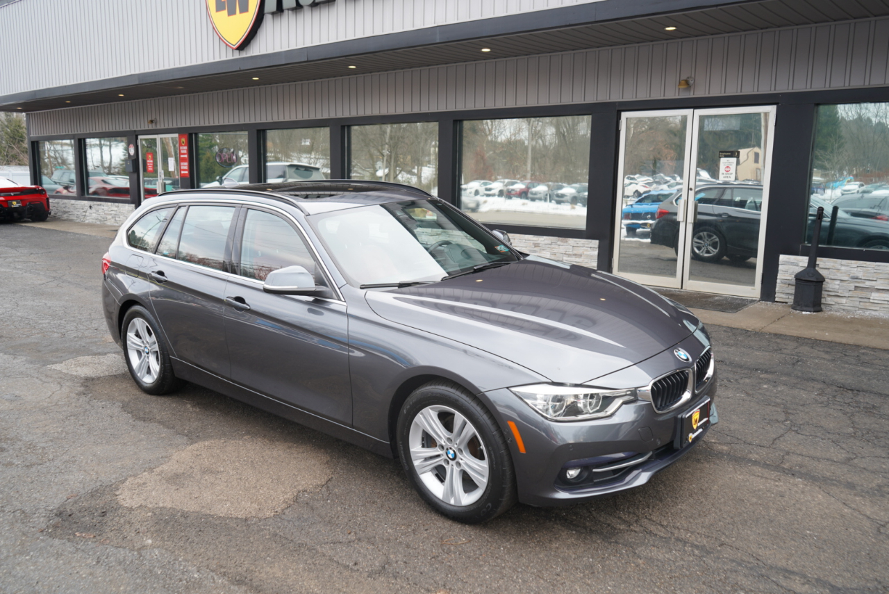 BMW 3 Series 330i xDrive Sports Wagon 2018