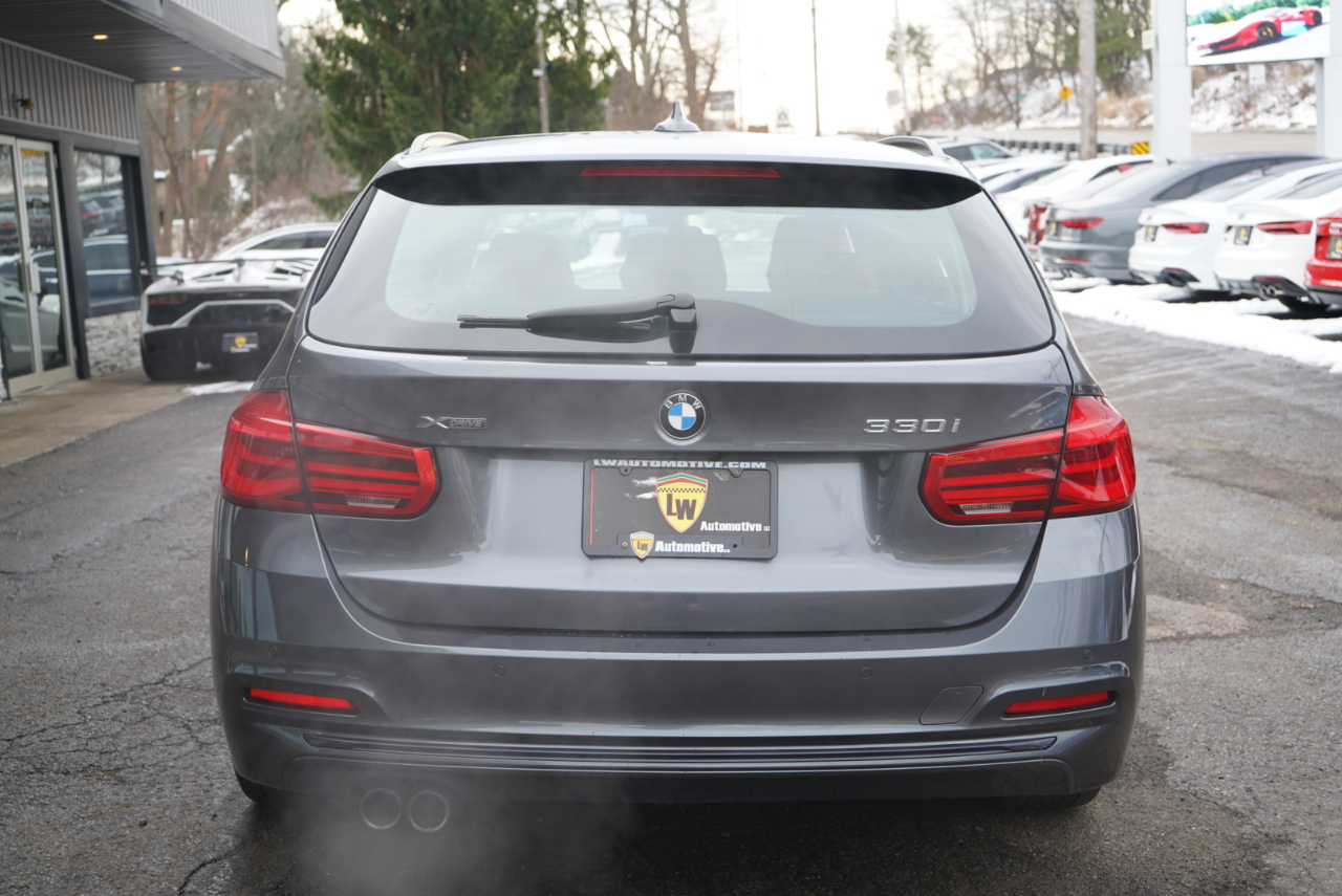 BMW 3 Series 330i xDrive Sports Wagon 2018