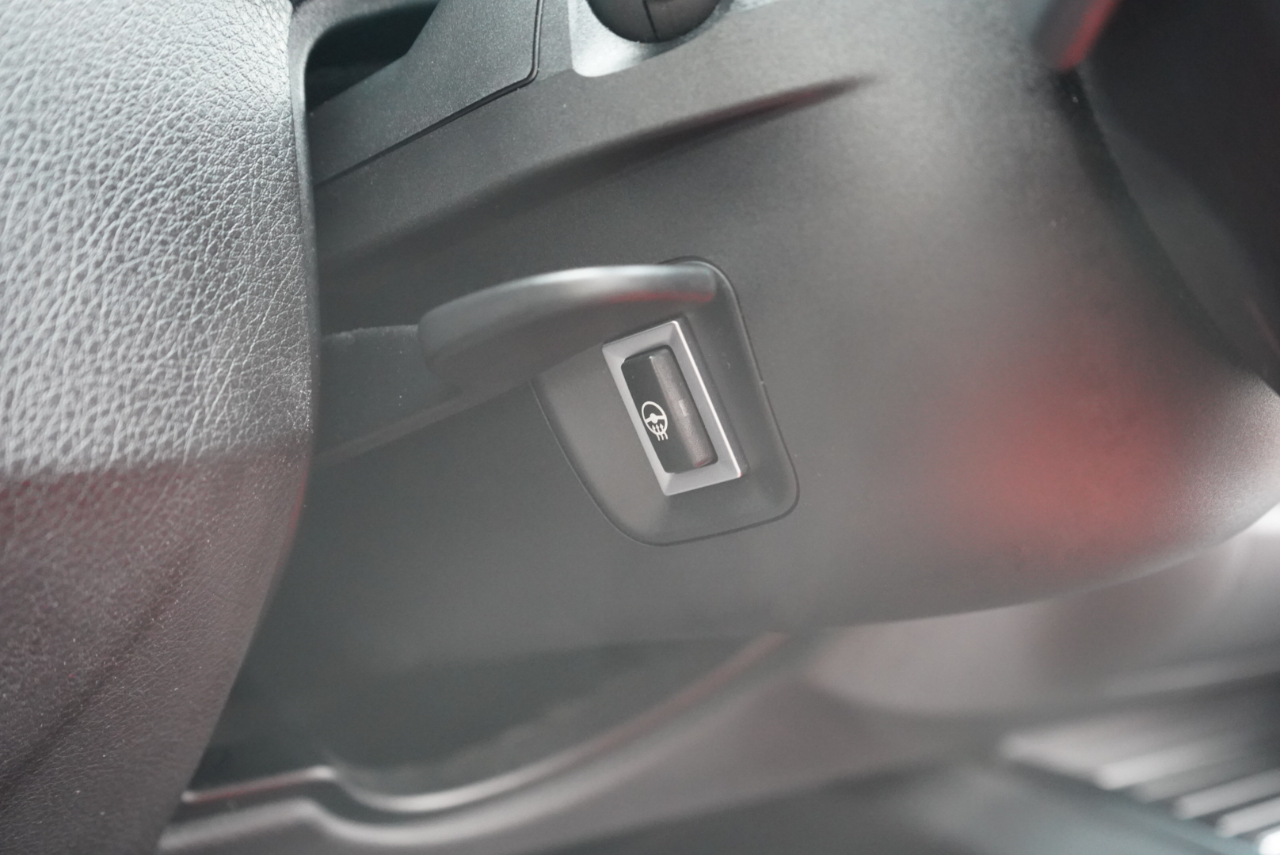 BMW 3 Series 330i xDrive Sports Wagon 2018