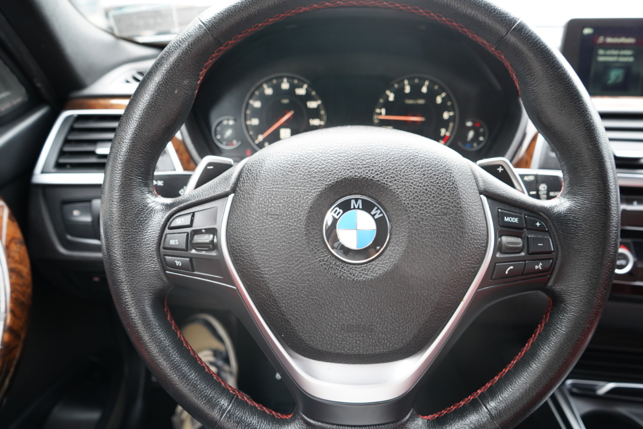 BMW 3 Series 330i xDrive Sports Wagon 2018