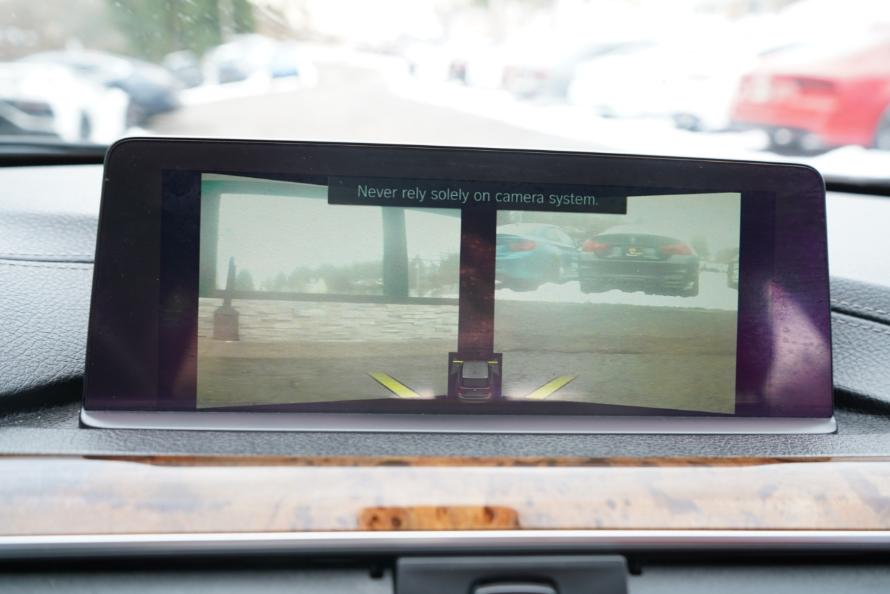 BMW 3 Series 330i xDrive Sports Wagon 2018