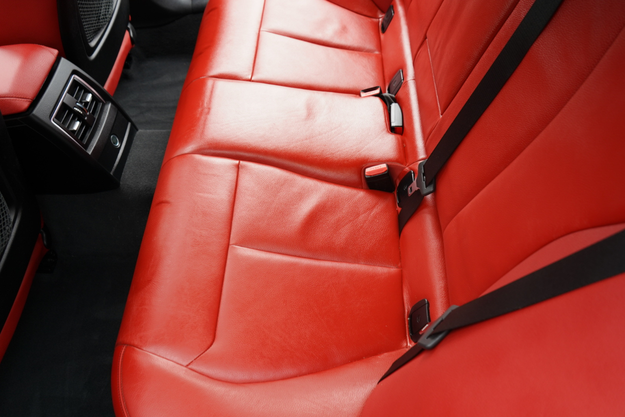 BMW 3 Series 330i xDrive Sports Wagon 2018