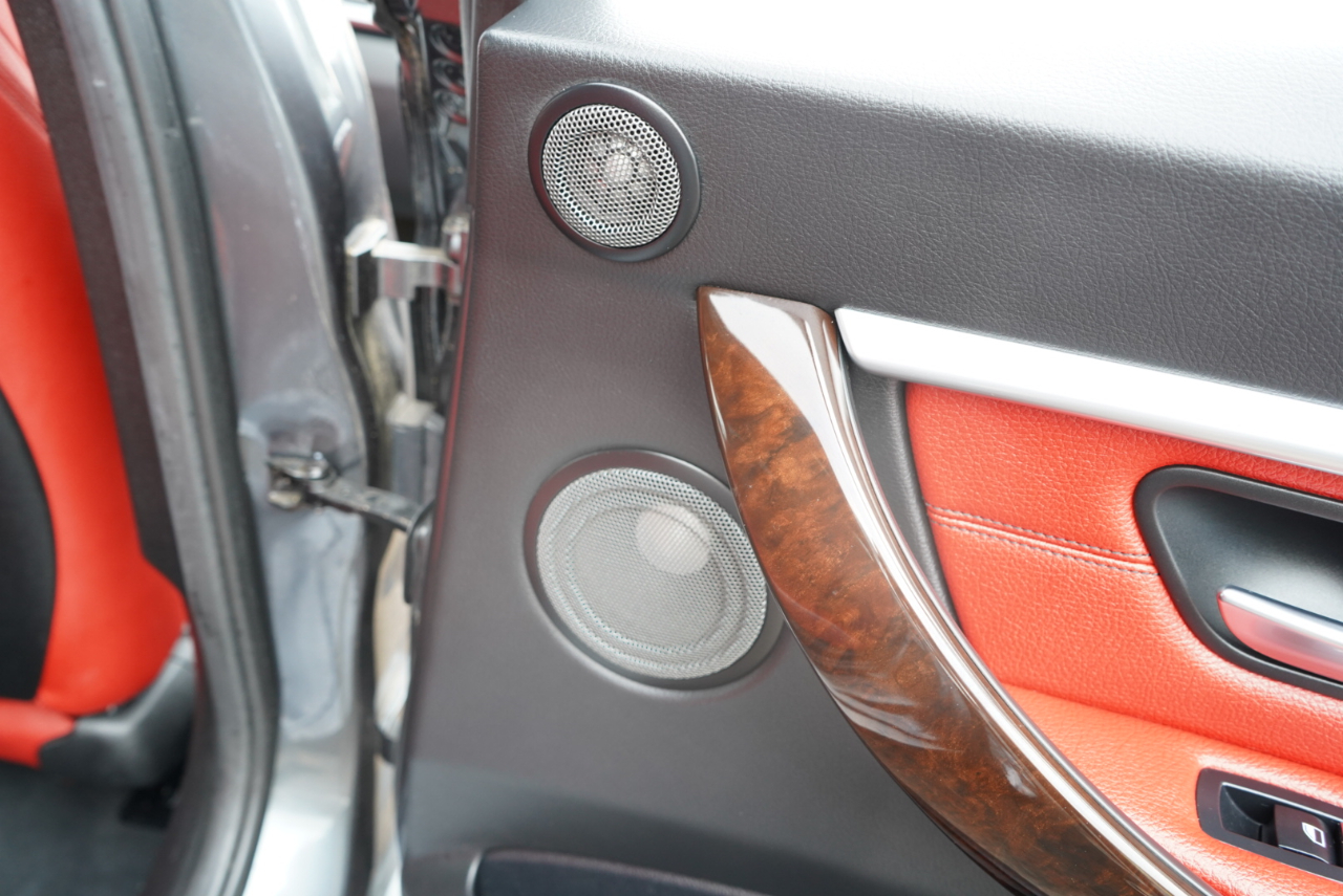 BMW 3 Series 330i xDrive Sports Wagon 2018