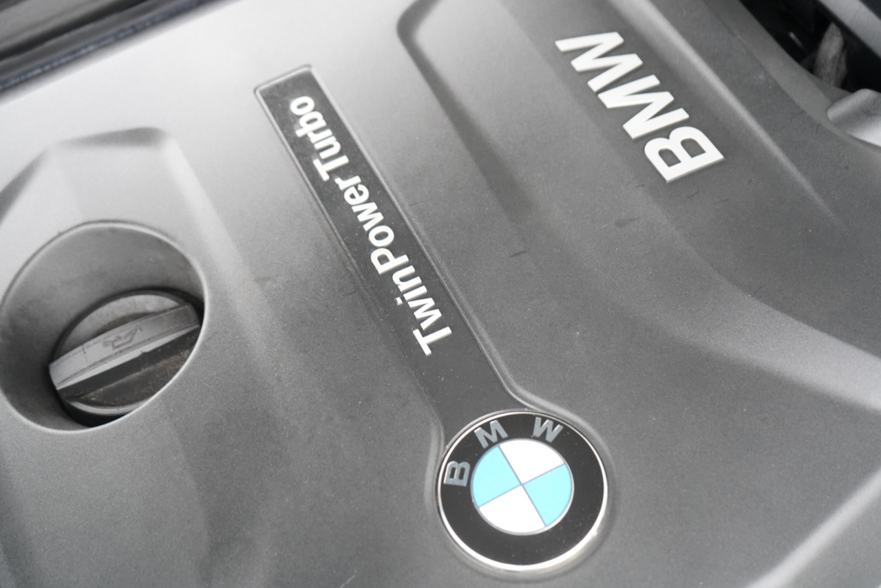 BMW 3 Series 330i xDrive Sports Wagon 2018