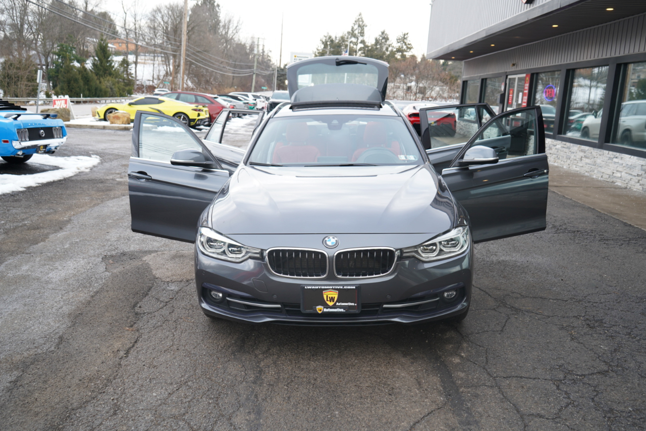 BMW 3 Series 330i xDrive Sports Wagon 2018