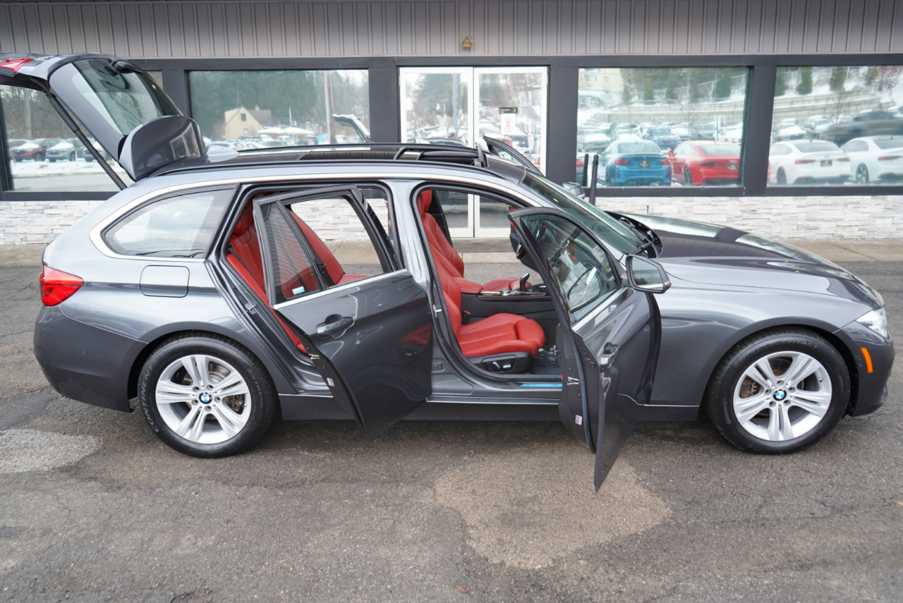 BMW 3 Series 330i xDrive Sports Wagon 2018
