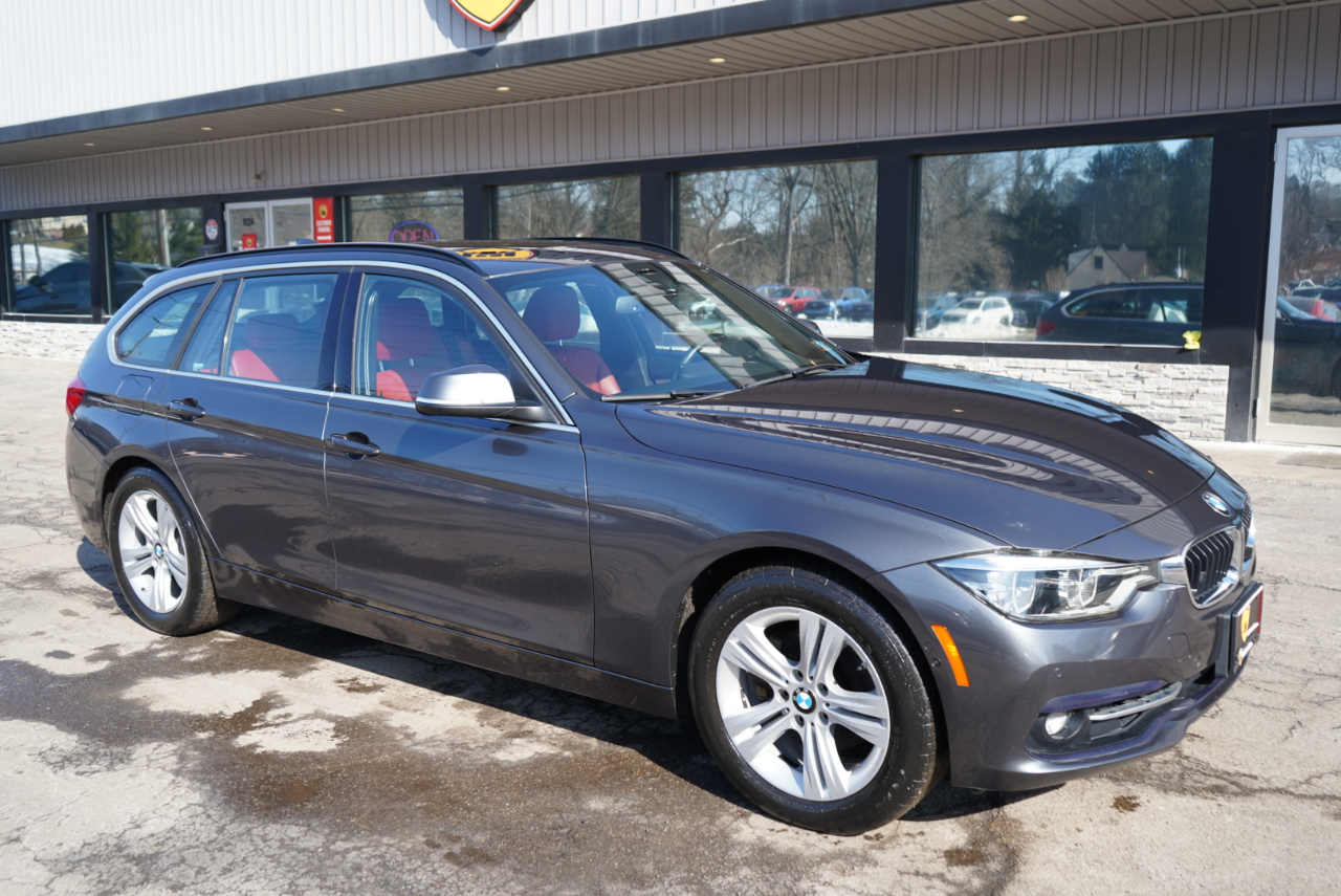 BMW 3 Series 330i xDrive Sports Wagon 2018