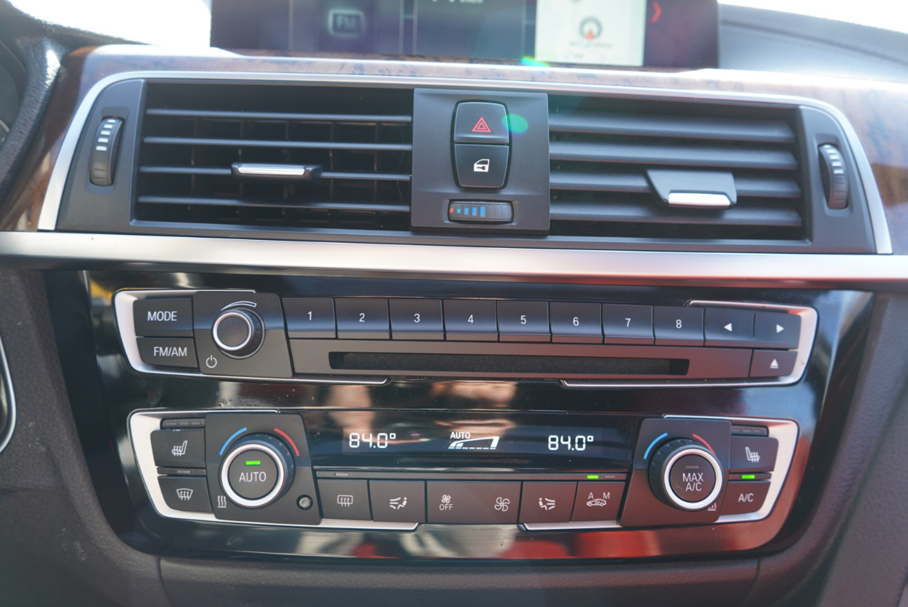 BMW 3 Series 330i xDrive Sports Wagon 2018