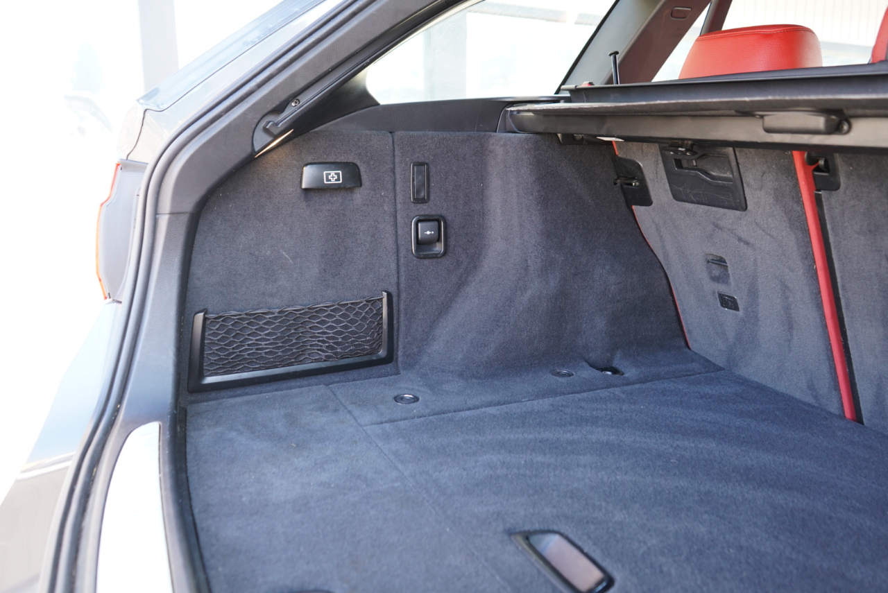 BMW 3 Series 330i xDrive Sports Wagon 2018