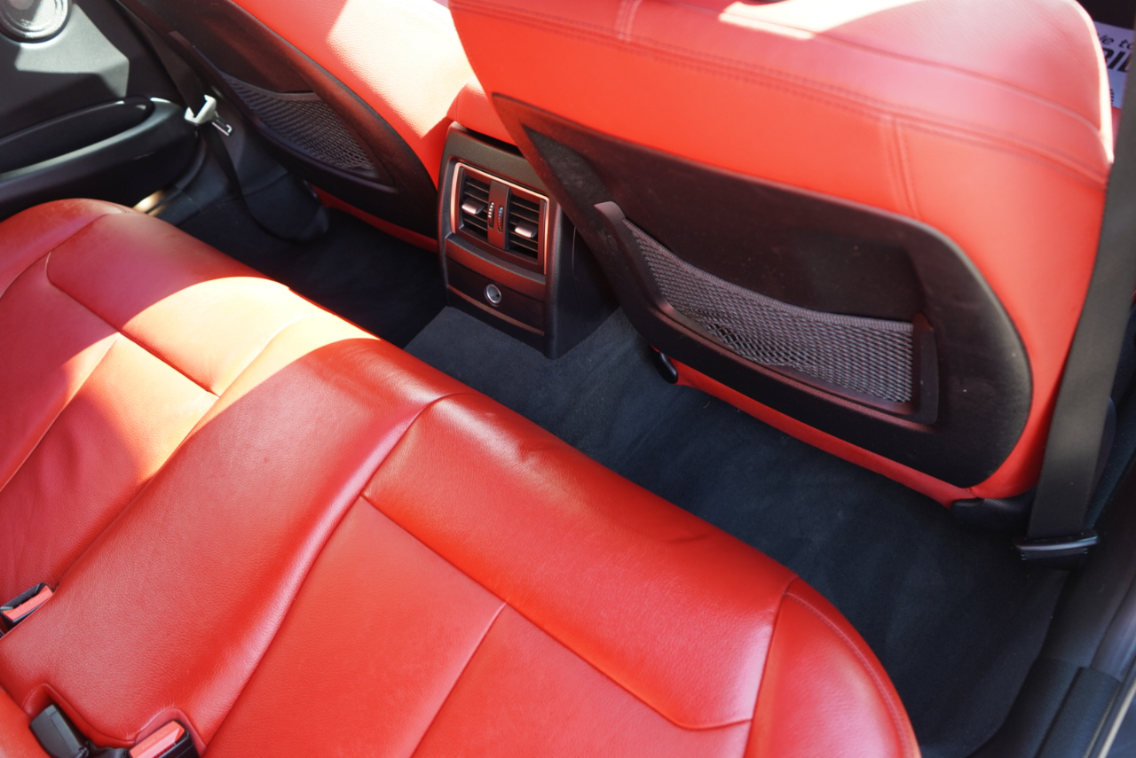 BMW 3 Series 330i xDrive Sports Wagon 2018