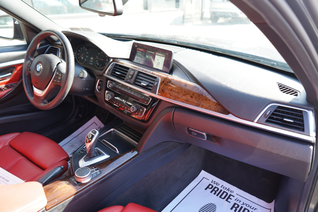 BMW 3 Series 330i xDrive Sports Wagon 2018