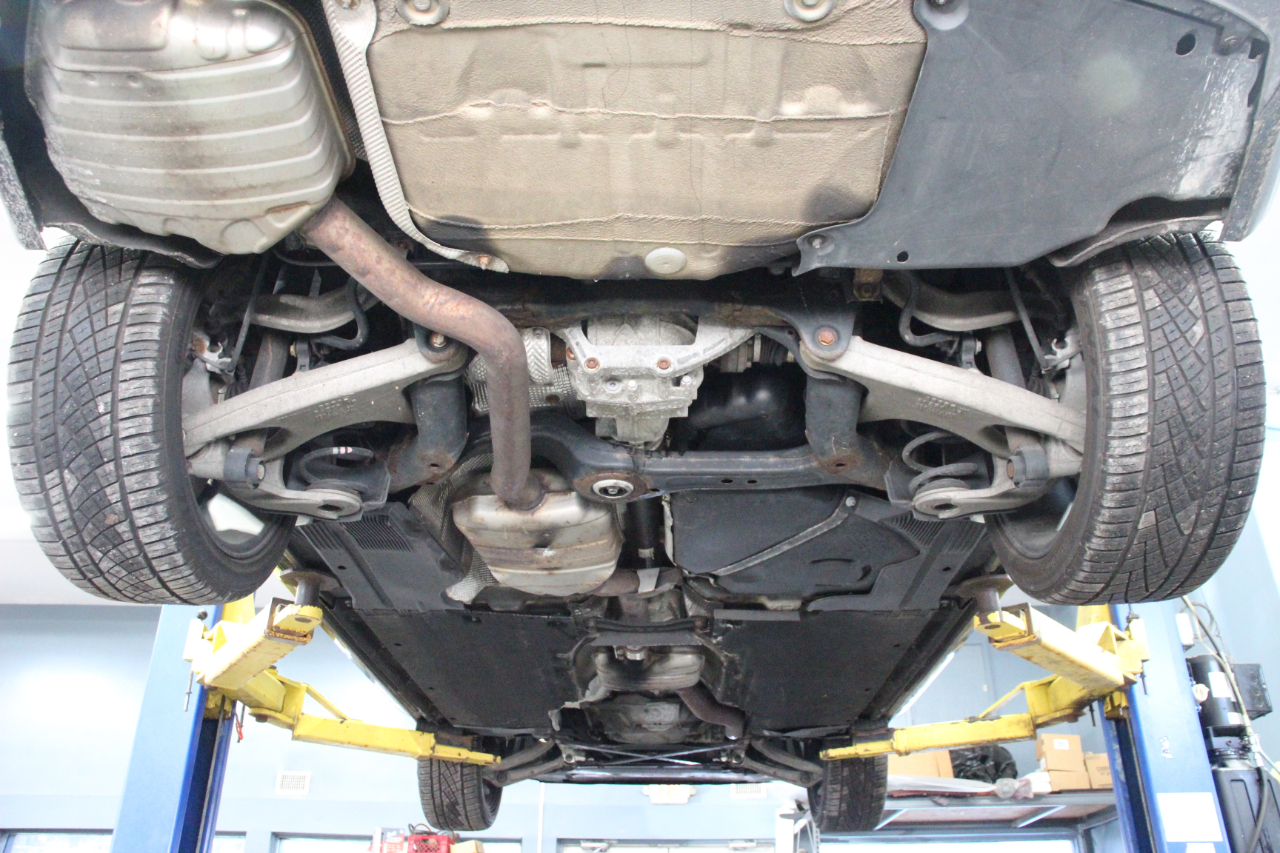 Audi A4 4dr Sdn Auto quattro 2.0T Premium Plus 2014