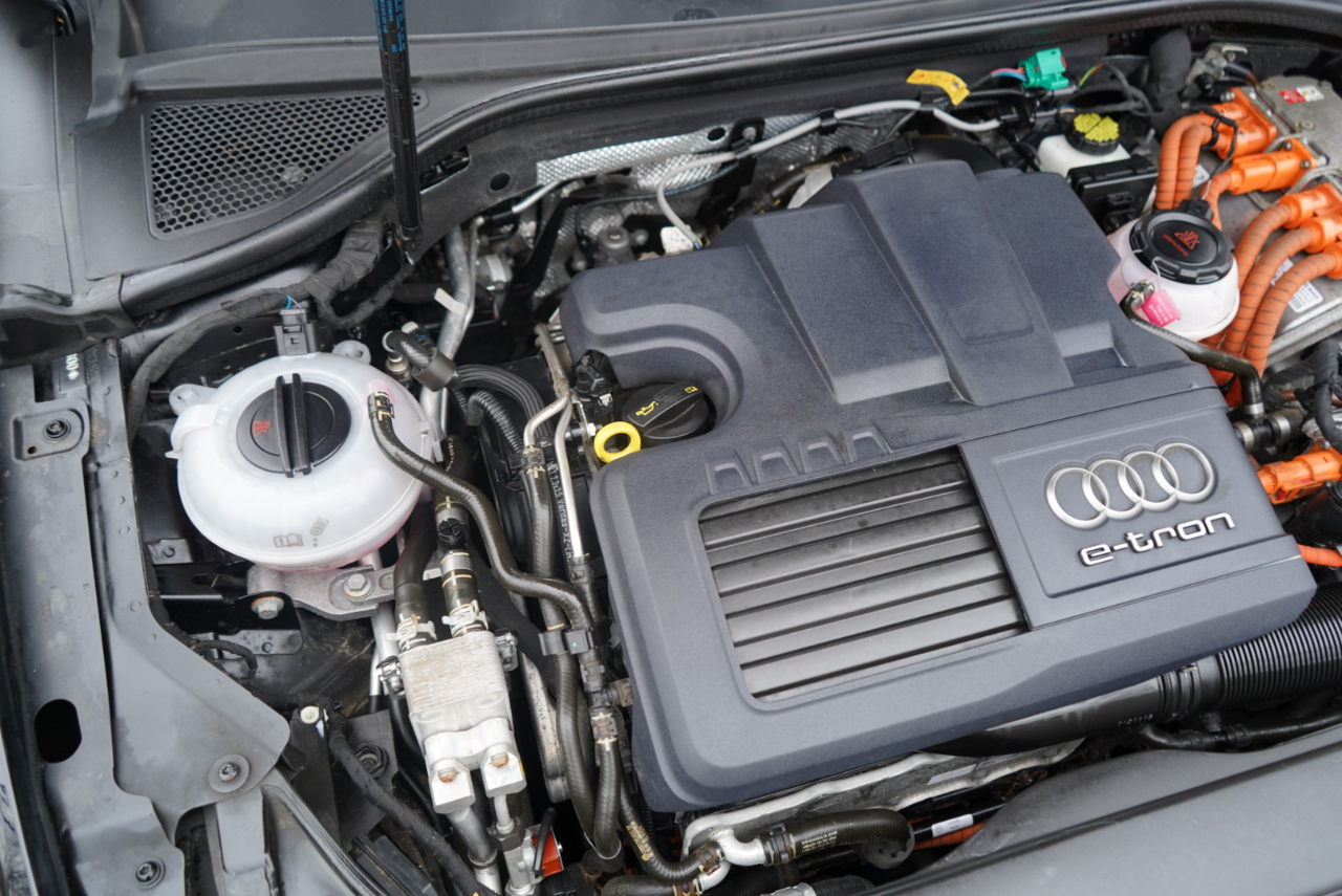 Audi A3 e-tron 4dr HB Premium Plus 2016