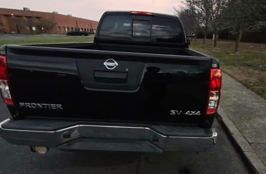 Nissan Frontier King Cab 4x4 SV V6 Auto 2018