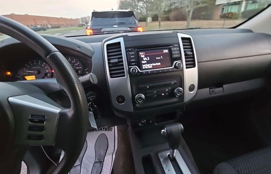 Nissan Frontier King Cab 4x4 SV V6 Auto 2018