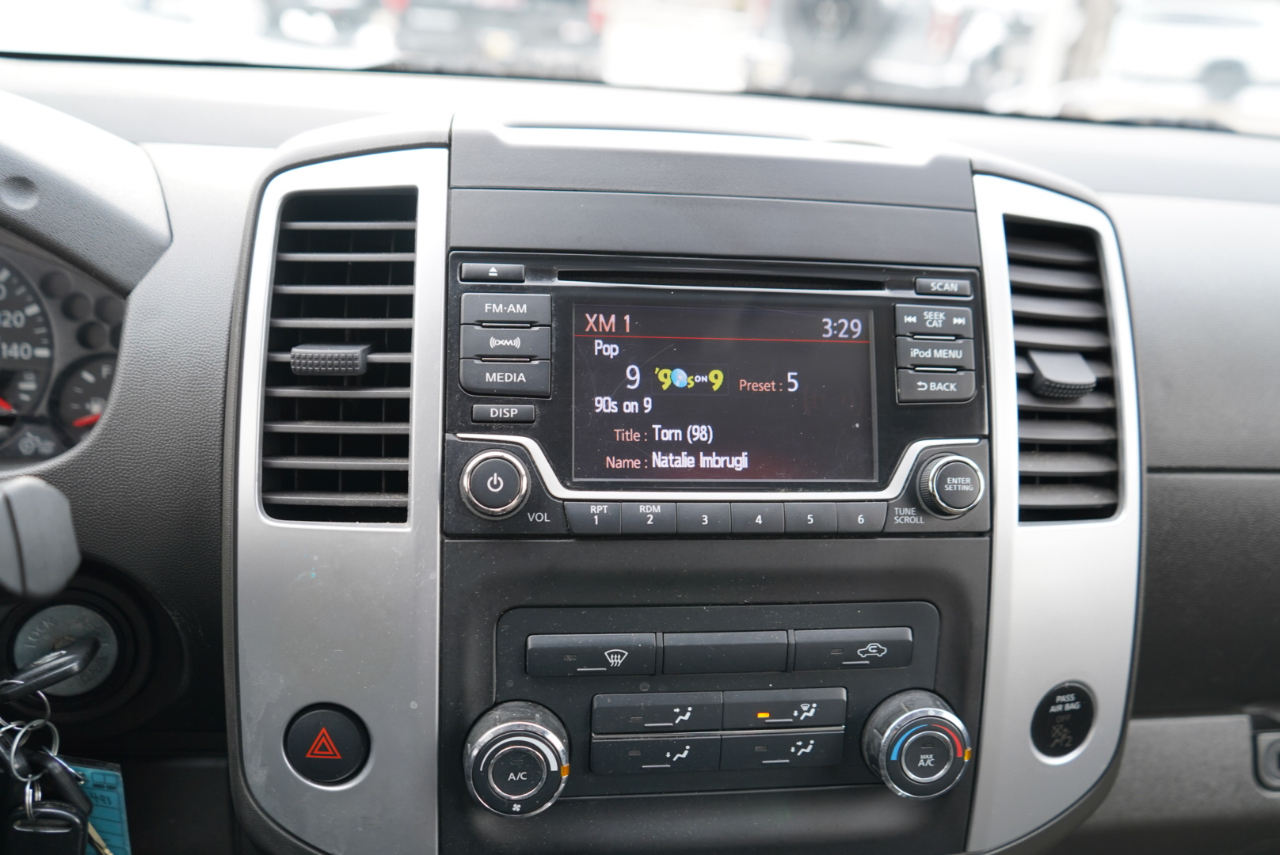 Nissan Frontier King Cab 4x4 SV V6 Auto 2018