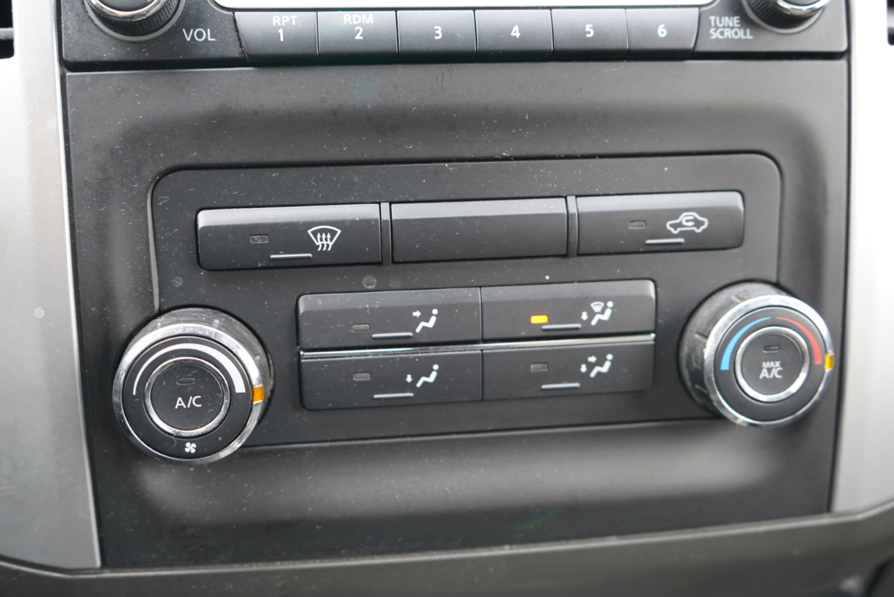 Nissan Frontier King Cab 4x4 SV V6 Auto 2018